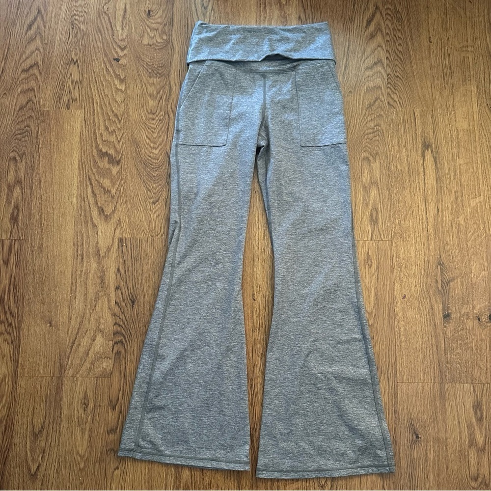 Aerie Gray The Hugger high rise fold over leggings Flare Pants size medium